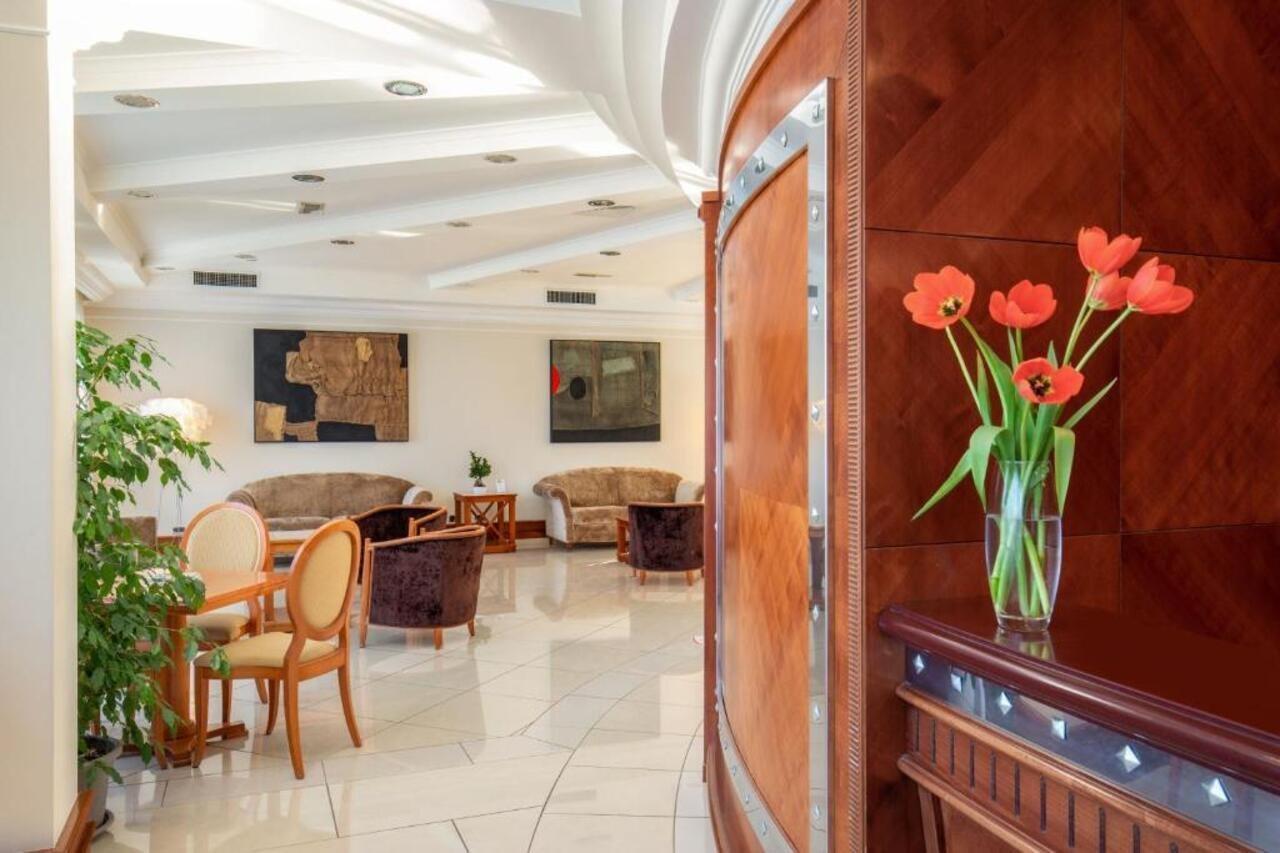 Best Western Hotel Витербо Екстериор снимка